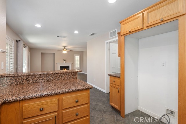 Detail Gallery Image 12 of 43 For 40709 Cartier St, Murrieta,  CA 92563 - 4 Beds | 2/1 Baths