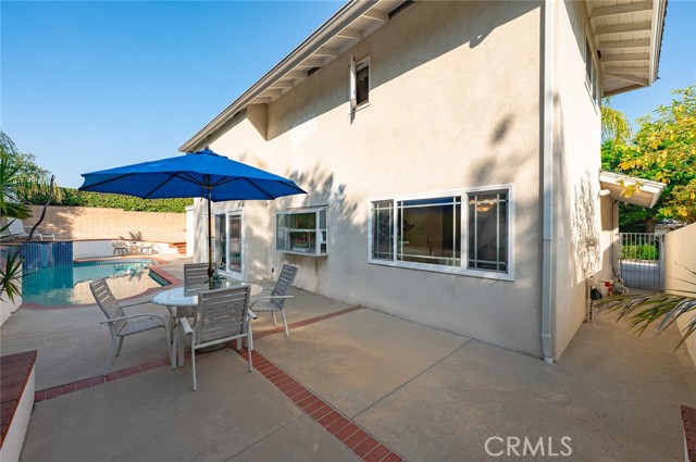 22443 Robin Oaks, Diamond Bar CA: https://media.crmls.org/medias/4b1ced34-bfa9-4c9a-8aa8-00cf8f64663a.jpg