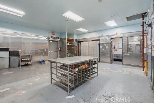  Commercial for Sale in Palmdale, California