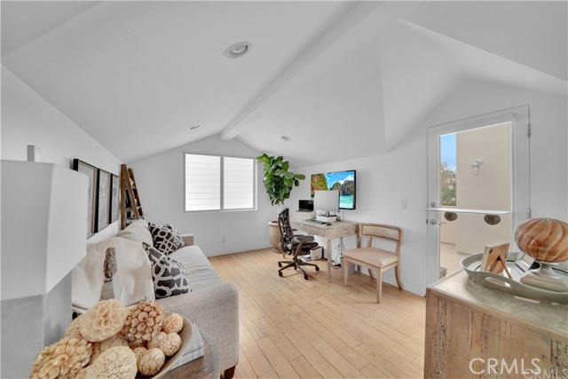 Detail Gallery Image 23 of 28 For 415 Orchid Ave, Corona Del Mar,  CA 92625 - 3 Beds | 2/1 Baths