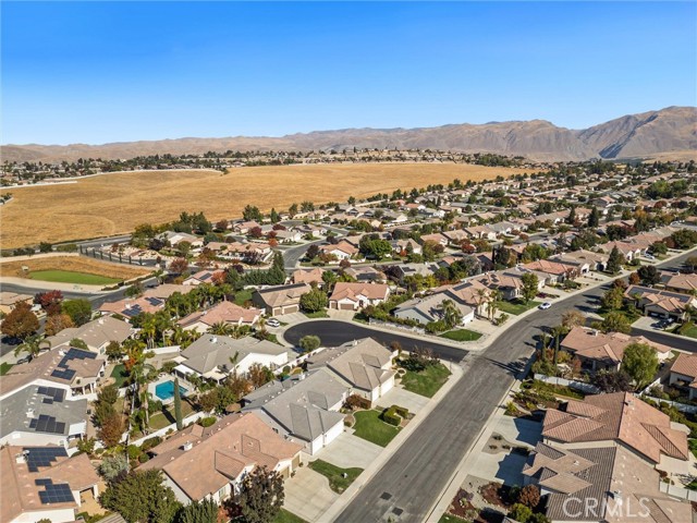 Detail Gallery Image 7 of 39 For 13612 Calico Village Dr, Bakersfield,  CA 93316 - 3 Beds | 2/1 Baths