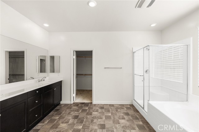 Detail Gallery Image 4 of 51 For 29604 Starring Ln, Menifee,  CA 92584 - 3 Beds | 2/1 Baths