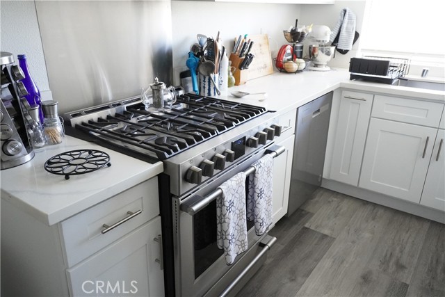 Detail Gallery Image 3 of 25 For 1978 E 5th, Ontario,  CA 91764 - 2 Beds | 1/1 Baths