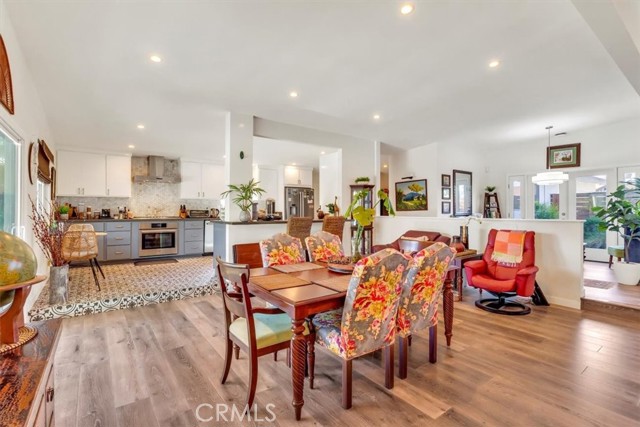 1640 W Ricky Avenue, Anaheim CA: https://media.crmls.org/medias/4b1e01d4-985d-4707-accf-791e7938e5e5.jpg