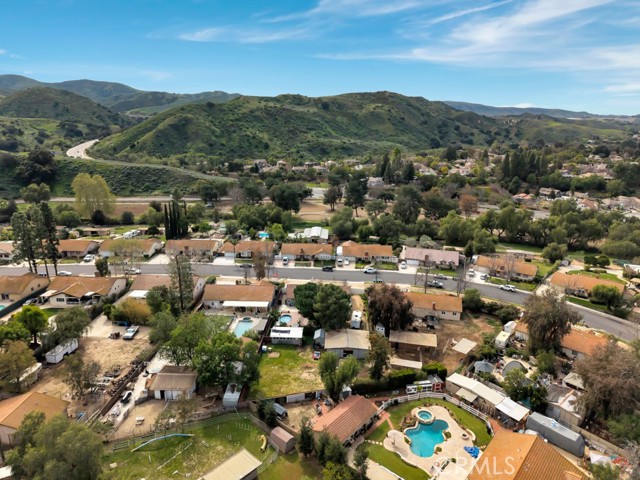 Detail Gallery Image 49 of 50 For 1059 Rambling, Simi Valley,  CA 93065 - 4 Beds | 3 Baths