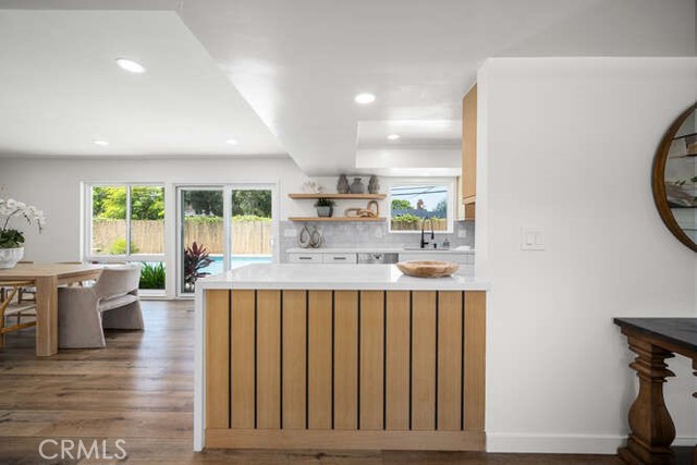 3221 Copa De Oro Drive, Los Alamitos CA: https://media.crmls.org/medias/4b1f40c5-9581-4591-9e43-6f54206dfe06.jpg
