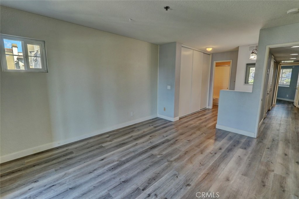 MLS #OC25252159 image #17