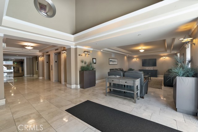 Detail Gallery Image 26 of 27 For 620 S Gramercy #338,  Los Angeles,  CA 90005 - 2 Beds | 2 Baths