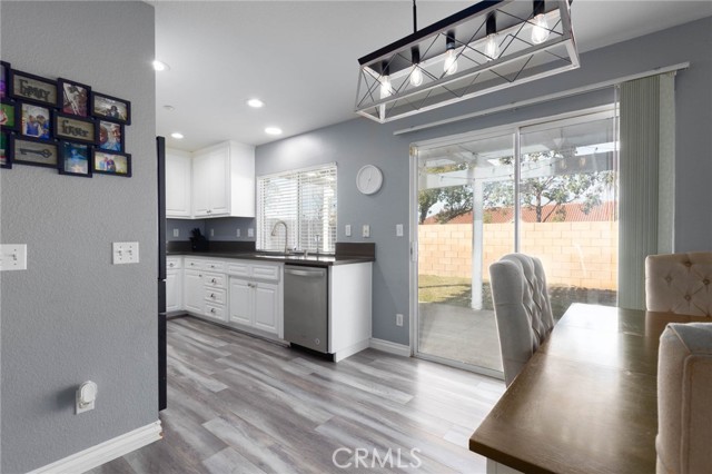 Detail Gallery Image 11 of 28 For 19596 Brisbane, Riverside,  CA 92508 - 3 Beds | 2/1 Baths