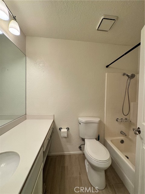 401 S El Cielo #212, Palm Springs, CA 92262