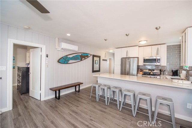 17021 7th Street, Sunset Beach CA: https://media.crmls.org/medias/4b209cb8-c955-4862-9cab-ccdd4d3ab736.jpg