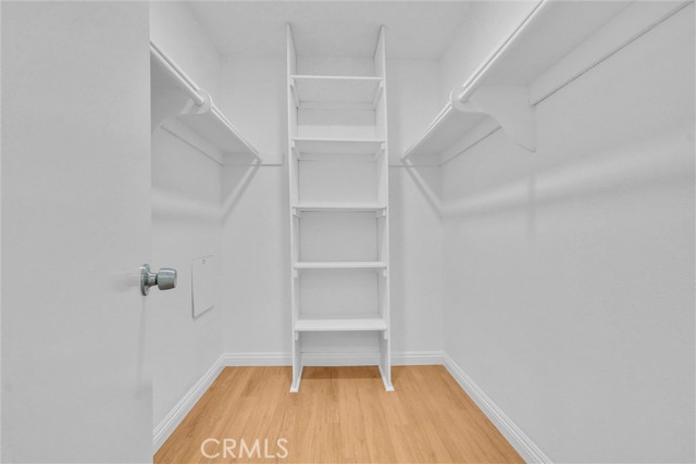 600 W 3rd Street, Santa Ana CA: https://media.crmls.org/medias/4b21145a-621a-40a6-82e4-e2438b1879dd.jpg