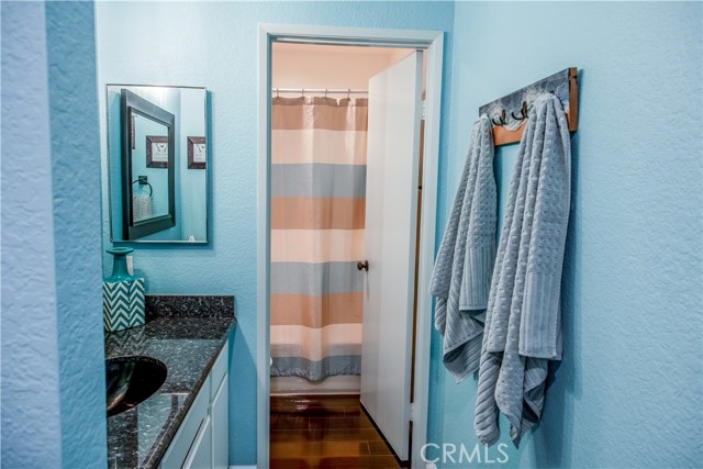 16551 Grunion, Huntington Beach CA: https://media.crmls.org/medias/4b21385b-789c-4311-a510-fbf7cf861195.jpg