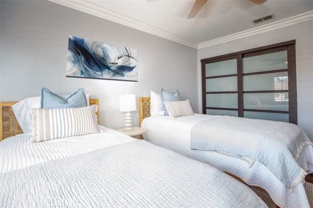 7892 Southwind Circle, Huntington Beach CA: https://media.crmls.org/medias/4b22b941-d685-4c92-b5e5-2136b3118900.jpg