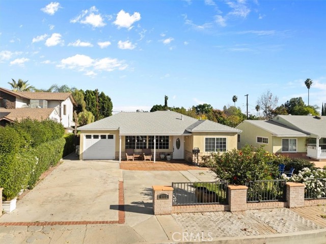 Front Image Thumbnail for CRIG25277254