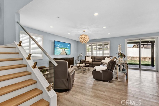Detail Gallery Image 6 of 46 For 11599 Petunia Ct, Jurupa Valley,  CA 91752 - 5 Beds | 3 Baths