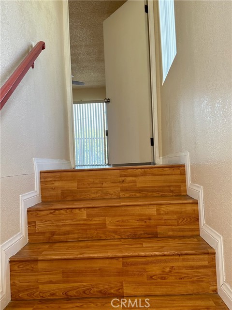 5255 Sumner Avenue, Los Angeles CA: https://media.crmls.org/medias/4b23c04e-99c3-49bb-97ec-95d3696c5f66.jpg