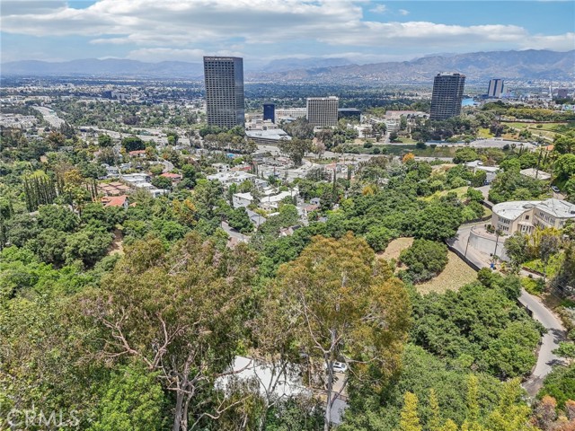 Detail Gallery Image 52 of 56 For 3600 Multiview Dr, Los Angeles,  CA 90068 - 3 Beds | 2 Baths