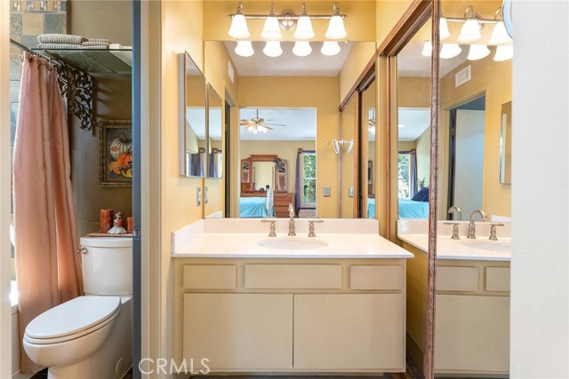 Detail Gallery Image 41 of 56 For 19852 Pandy Ct, Canyon Country,  CA 91351 - 3 Beds | 2/1 Baths