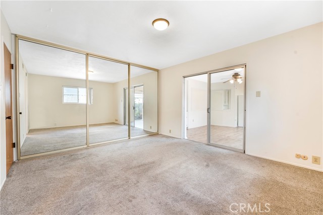 1300 Oak Avenue, Carlsbad CA: https://media.crmls.org/medias/4b25890c-f47b-44d3-9c30-58763d356e59.jpg