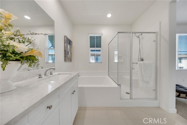 Detail Gallery Image 10 of 12 For 3201 Marigold Cir, Diamond Bar,  CA 91765 - 2 Beds | 2/1 Baths