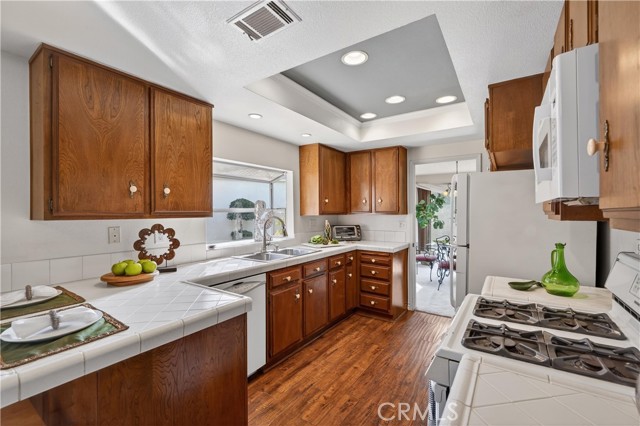 Detail Gallery Image 18 of 40 For 1496 Lemon Grove, Upland,  CA 91786 - 2 Beds | 2 Baths