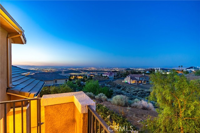 36406 Geiger Avenue, Palmdale CA: https://media.crmls.org/medias/4b26054b-1c54-4941-96bb-e1c072da8a25.jpg