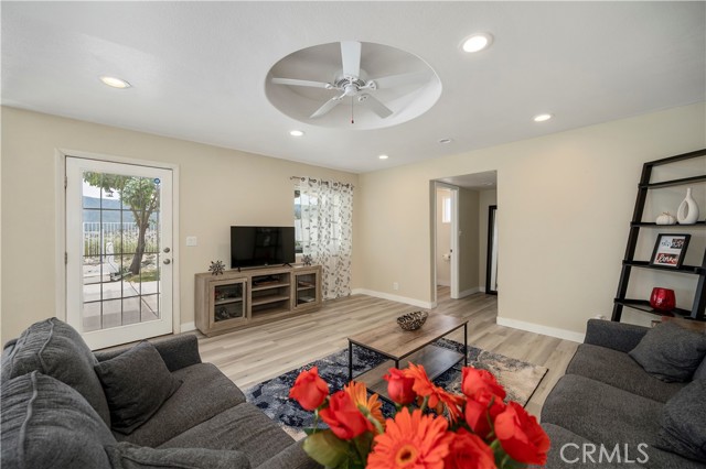 Detail Gallery Image 29 of 66 For 16495 Stevens Ave, Lake Elsinore,  CA 92530 - 3 Beds | 2/1 Baths