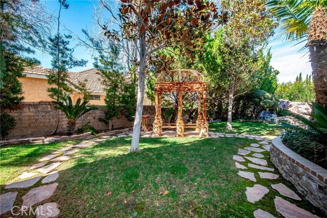 41504 Mission Drive, Palmdale CA: https://media.crmls.org/medias/4b26ca8b-742e-4760-a964-458609024903.jpg