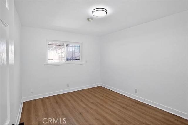 Detail Gallery Image 9 of 17 For 1555 W 59th, Los Angeles,  CA 90047 - 3 Beds | 2 Baths