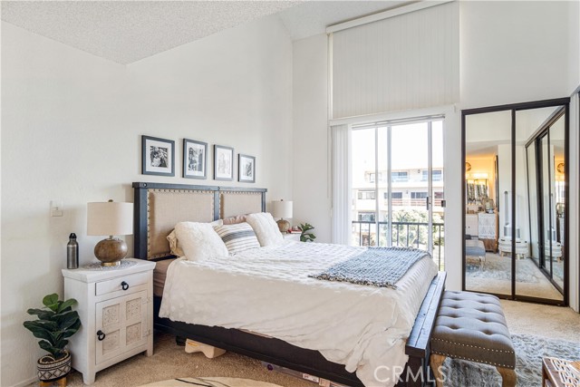 555 Esplanade, Redondo Beach, California 90277, 3 Bedrooms Bedrooms, ,3 BathroomsBathrooms,Residential,Sold,Esplanade,SB22021608