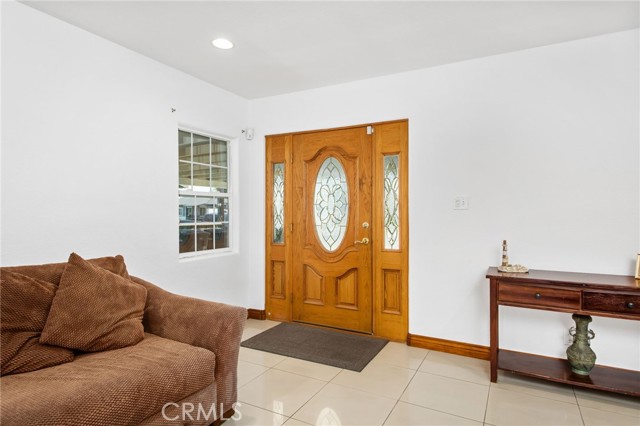 Detail Gallery Image 11 of 51 For 13828 Cowley Ave, Bellflower,  CA 90706 - 4 Beds | 2 Baths