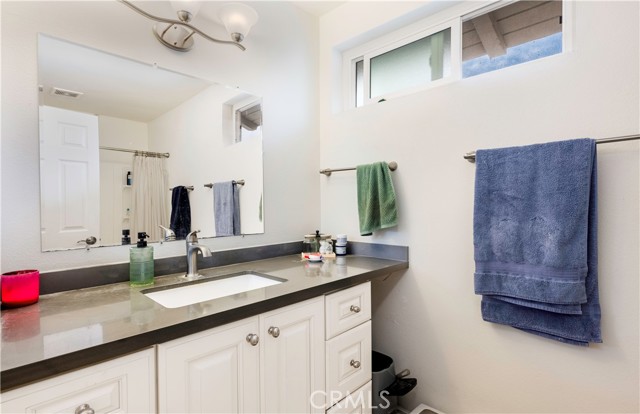 Detail Gallery Image 15 of 36 For 16541 Le Grande Ln, Huntington Beach,  CA 92649 - – Beds | – Baths