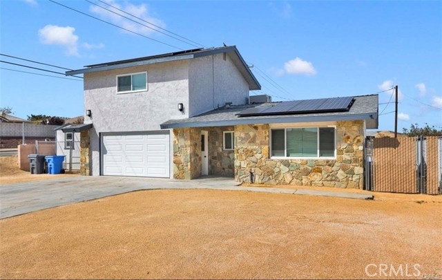 Detail Gallery Image 2 of 31 For 351 Armory, Barstow,  CA 92311 - 4 Beds | 3 Baths