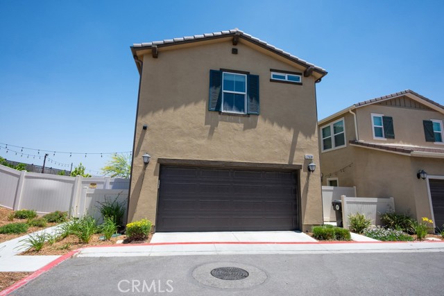 Detail Gallery Image 42 of 64 For 27638 Sawtooth Ln, Canyon Country,  CA 91387 - 3 Beds | 2/1 Baths