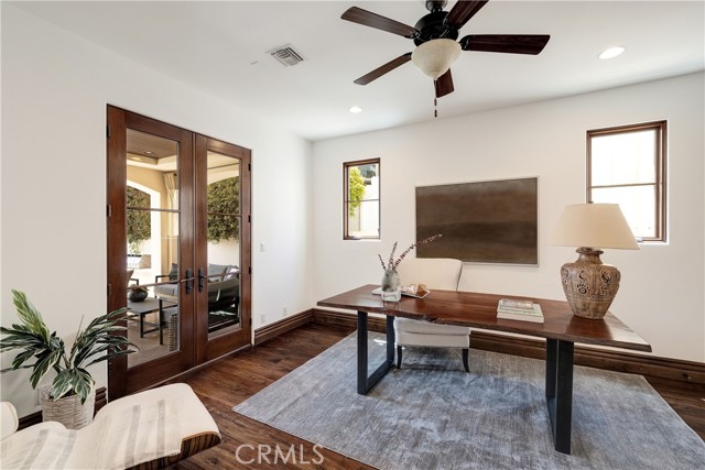 718 N Poinsettia Avenue, Manhattan Beach CA: https://media.crmls.org/medias/4b298fc2-ee3c-4c26-80bb-c640880ad244.jpg