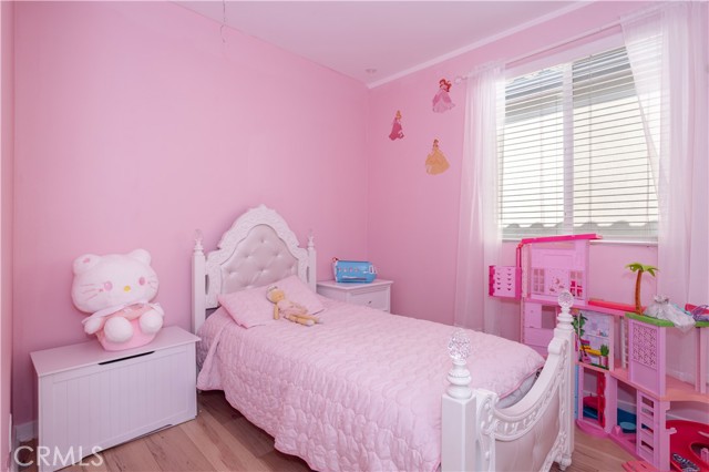 Detail Gallery Image 19 of 27 For 10261 Angel Ln, Pacoima,  CA 91331 - 4 Beds | 2/1 Baths