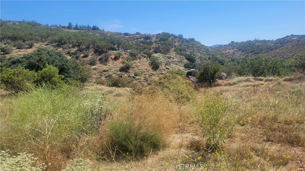 48775 Leaning Rock Court