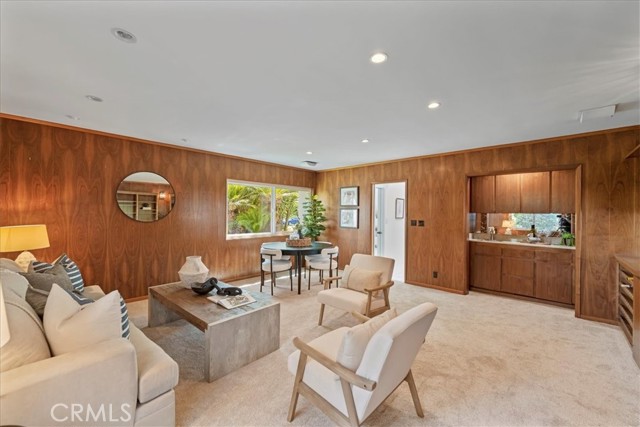 6451 E Shire Way, Long Beach CA: https://media.crmls.org/medias/4b2bb227-7ff9-4c0d-a755-16e8ac98fc5f.jpg
