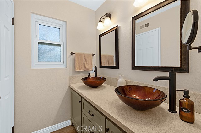 Image 20 of 52 For 28782 Bolanos