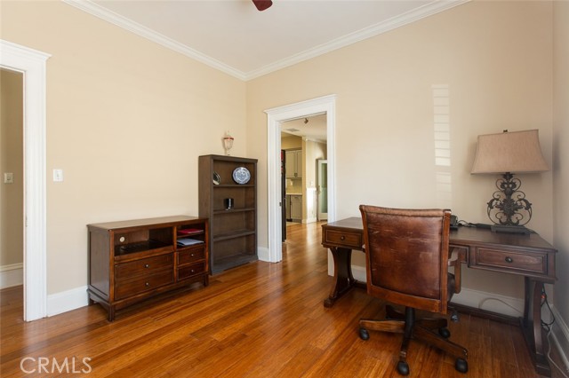 1417 Monterey Avenue, Monrovia CA: https://media.crmls.org/medias/4b2c00a4-c432-4fa9-bfba-1283d4f51ed1.jpg