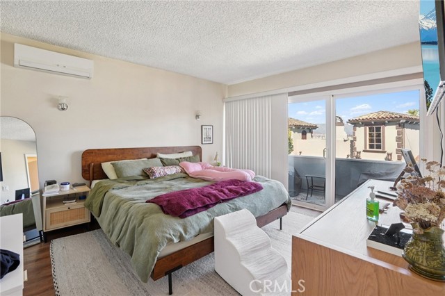 Detail Gallery Image 11 of 44 For 2305 Silver Ridge Ave, Los Angeles,  CA 90039 - 6 Beds | 6 Baths