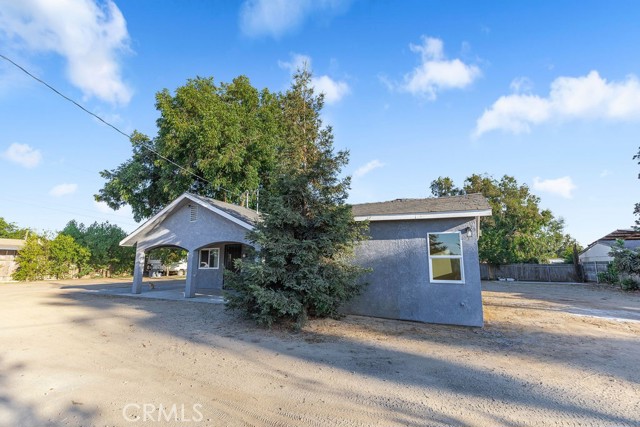 Detail Gallery Image 3 of 27 For 5867 Eucalyptus Ave, Winton,  CA 95388 - 4 Beds | 2 Baths