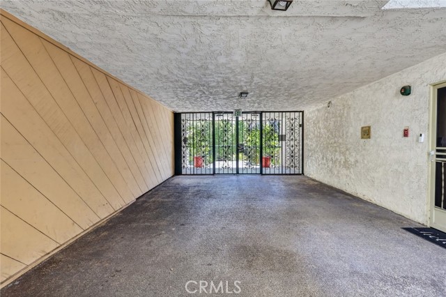 333 Burchett Street, 206 photo 35