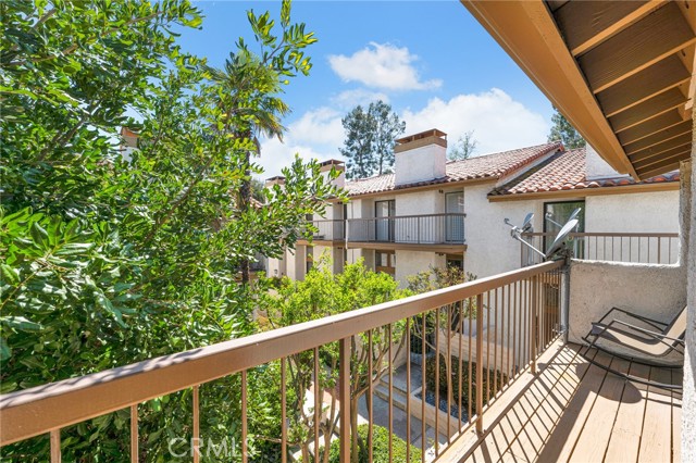 Detail Gallery Image 18 of 31 For 23473 Park Sorrento #8,  Calabasas,  CA 91302 - 3 Beds | 2/1 Baths
