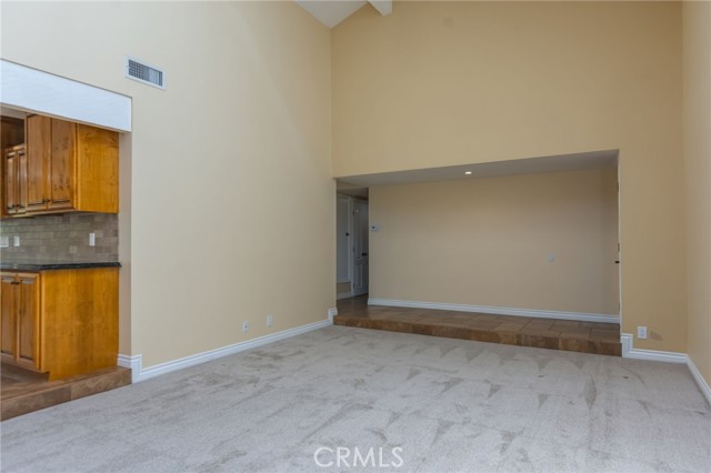2034 Potter Avenue photo 7