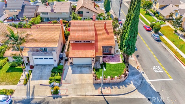 Detail Gallery Image 3 of 61 For 25432 2nd St, Lake Forest,  CA 92630 - 4 Beds | 2/1 Baths