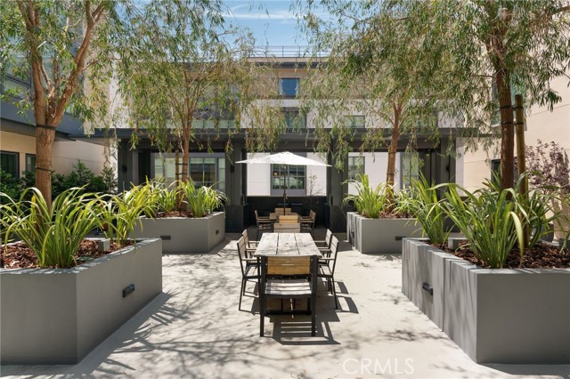 Detail Gallery Image 24 of 36 For 39 S Los Robles #3019,  Pasadena,  CA 91101 - 2 Beds | 2/1 Baths
