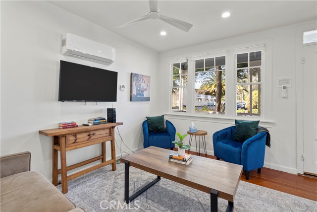 Detail Gallery Image 5 of 32 For 472 Seminary, Napa,  CA 94559 - 2 Beds | 2 Baths