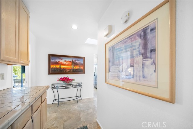 41981 Preston Trail, Palm Desert CA: https://media.crmls.org/medias/4b2f12ba-a47a-4d6f-8681-677eefc47ea7.jpg